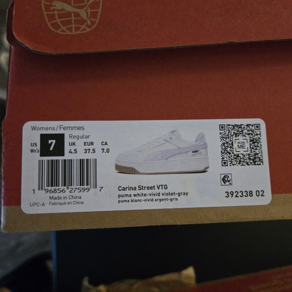 Puma White and Lavender Sneakers - Picture 4 of 4